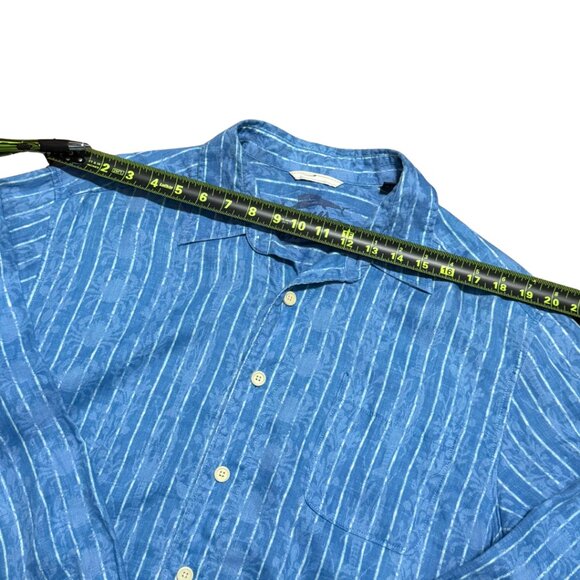 Tommy Bahama Blue Linen Shirt with Crab & Lobster Print – Men’s L – like new - Picture 14 of 17